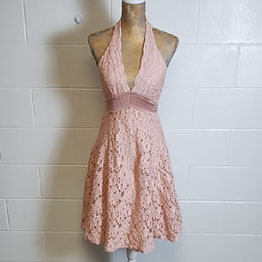 Elegant Pink Lace Halter Dress